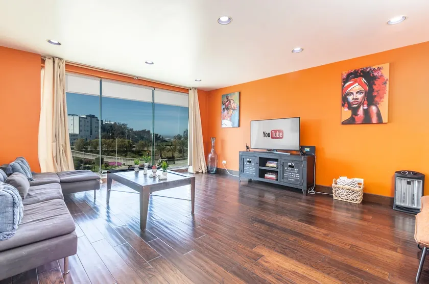 ”The Bohemian Refuge” 2R/2B in Playas de Tijuana! - Image 1