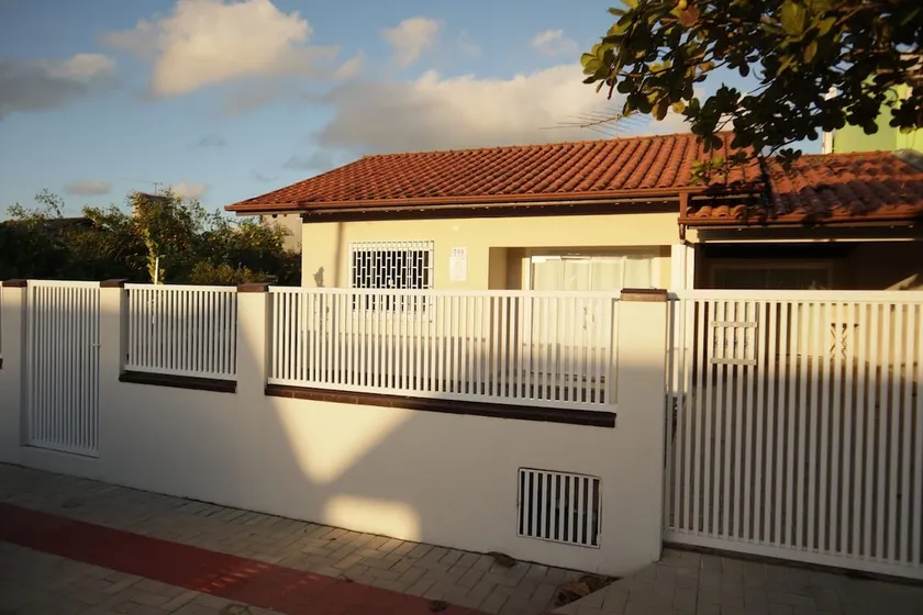 Casa em Penha sc - Image 1
