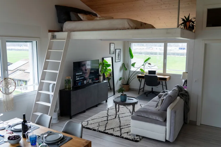 Cozy studio with mezzanine and mountain view - Image 1