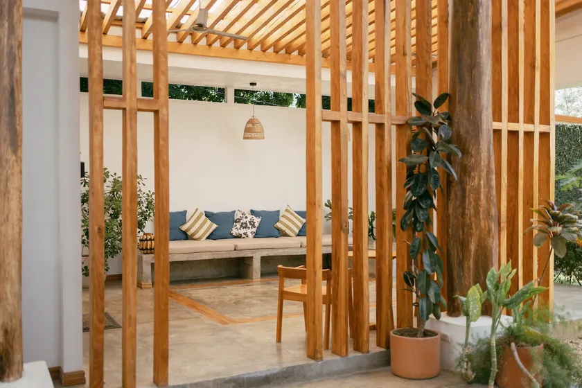 Apart by Casa Aire. Beach - LIR Airpt. King bed - Image 1