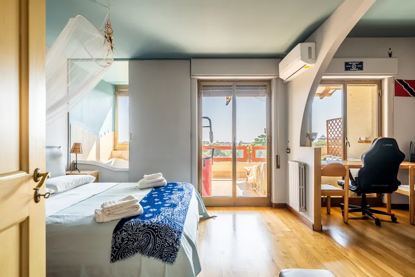 The Panoramic Loft - Image 1