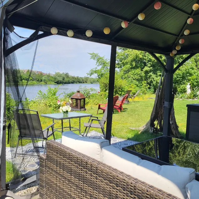 Moira River Waterview suite & gazebo on the water - Image 1