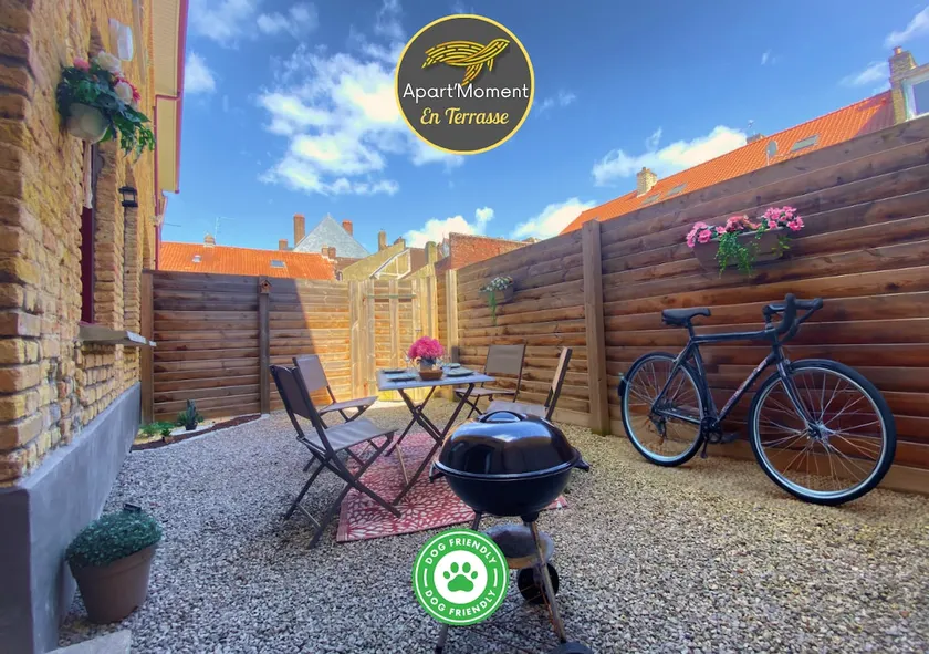 La Terrasse Fleurie - Parking, Pets allowed - Image 1