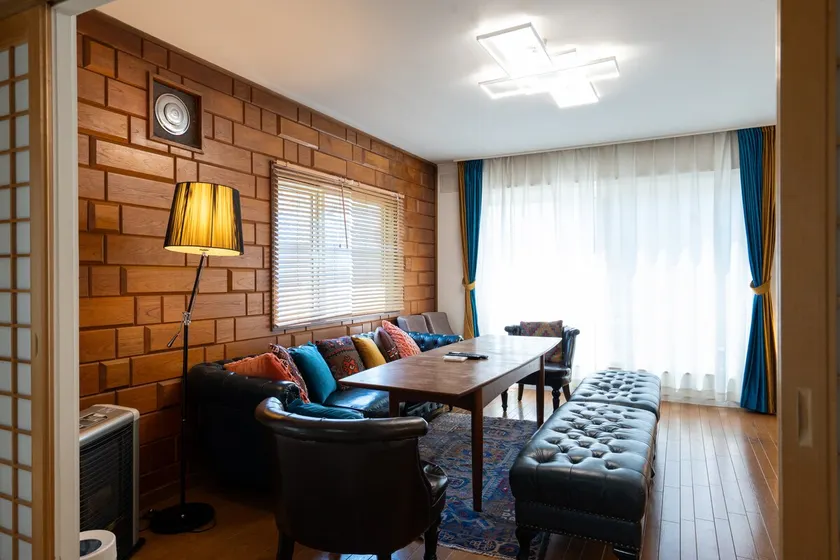 Japanese Modern & West Coast Style House | P2 - Image 1