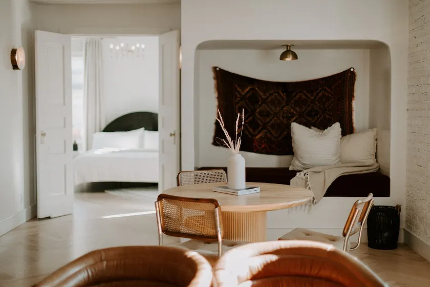 STAY Harless Hugh | Loft - Image 1