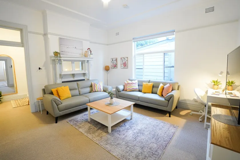 *Heart of Coogee*-Semi 2 Bed Federation House-AC - Image 1