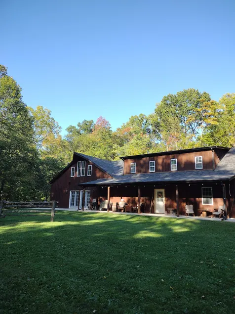 Luxury Amish Built Barn Home at Turkey Run - Image 1