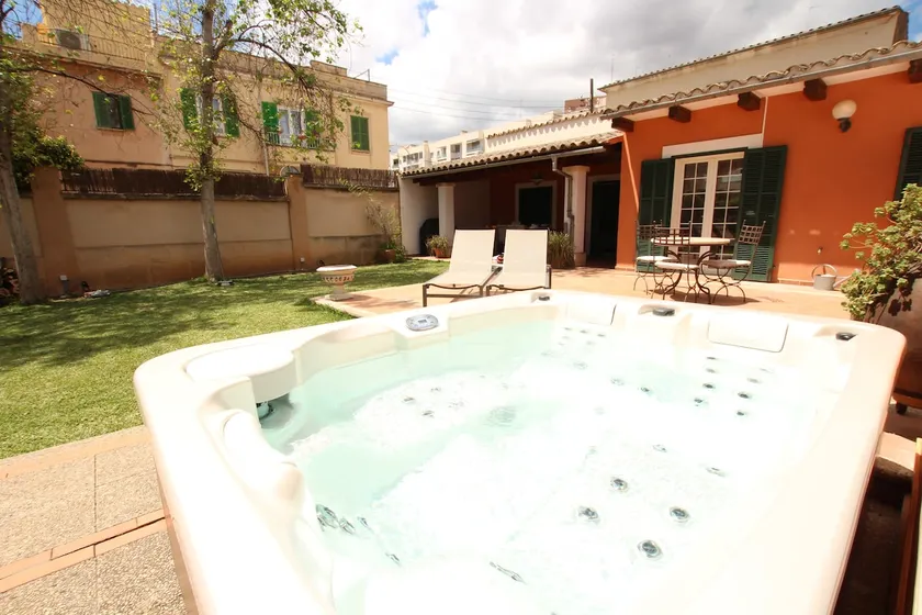 Luxury and Calm in Palma - Image 1
