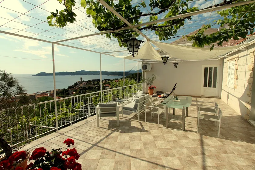 House Cervelin - Two-Bedroom Apartment Martin - Image 1