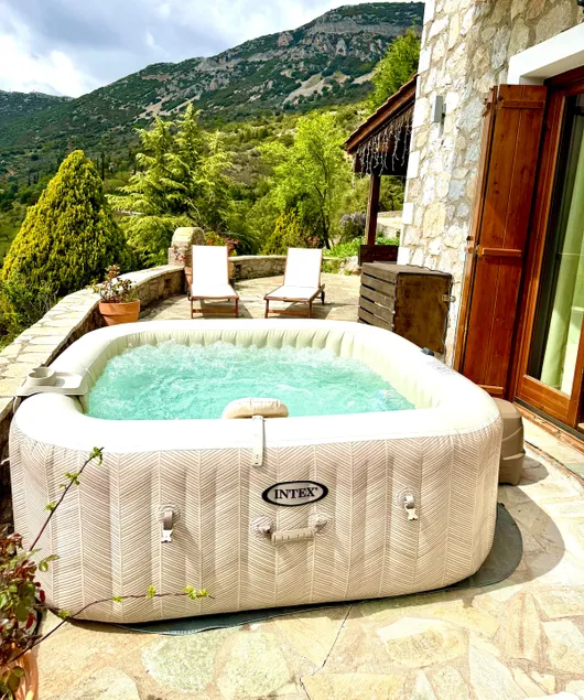 Rock Dandy Deluxe Chalet - Panoramic Mountains & Sauna - Image 1