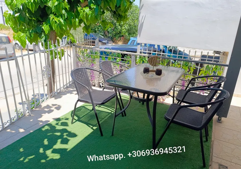 2Athens Airport room 7 minutes& low cost transfer - Image 1