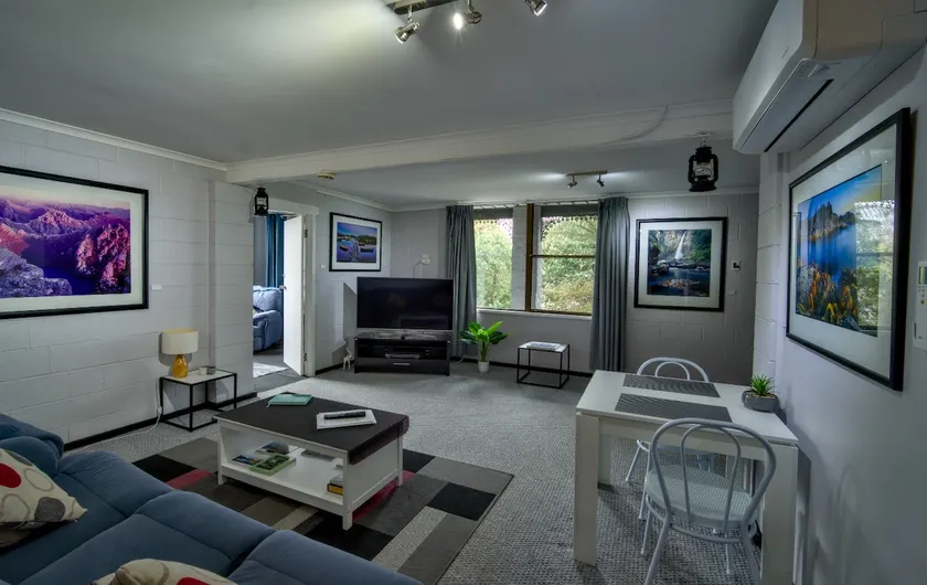 Gallery Apartment Hadspen - Image 1
