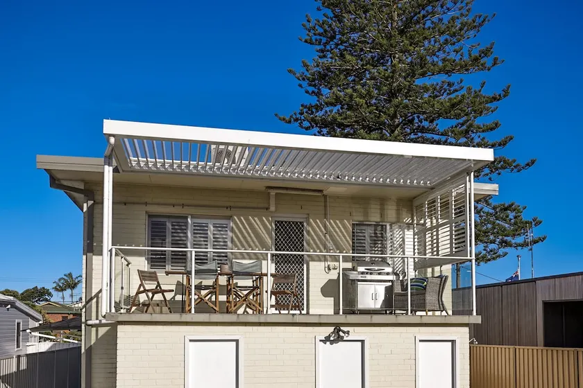'Beattie's Beach Pad' Central SWRs - Deck & BBQ - Image 1