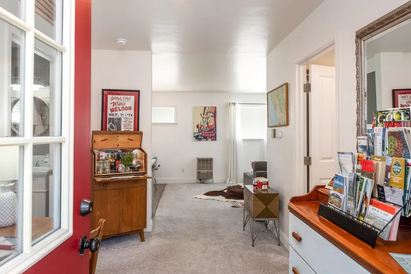 Mod Podge Lodge - Image 1