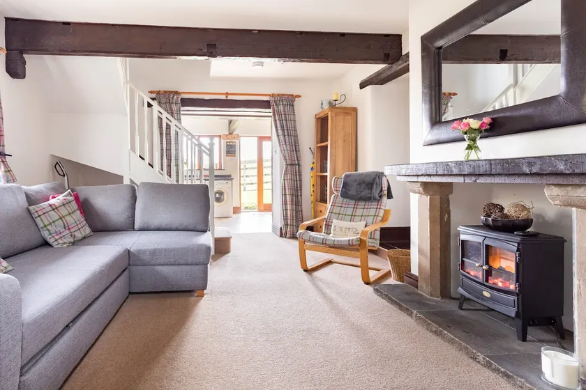 Hilltop barn cottage, fewston, Nr Harrogate - Image 1