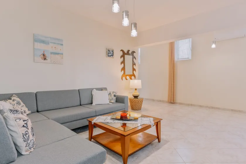 George Comfortable Apartment, Pastida, Rhodes - Image 1