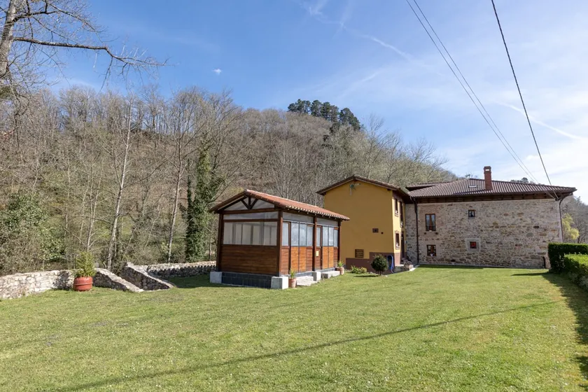 CASA RURALE FLOREU DE REMIS - Image 1