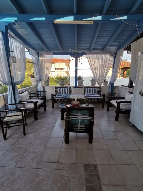 Island-style maisonette! - Image 1