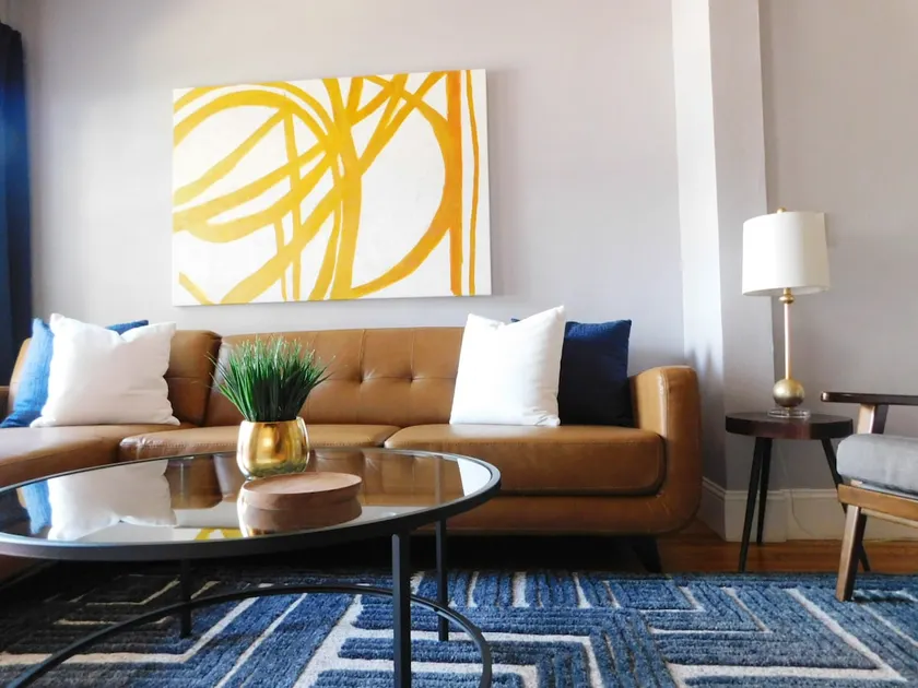 Baker Rowhome! Private Parking and Super Walkable. - Image 1