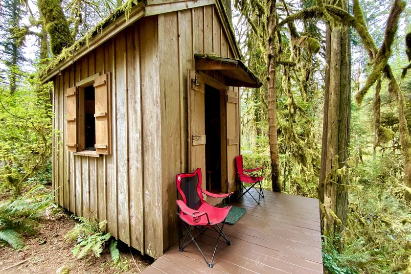 Glamping Cabin Two - TCWL - Cedar Sauna & Hot Tub - Image 1