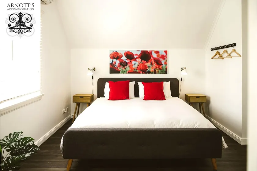 Loft Studio, East Maitland - peaceful village area - Image 1