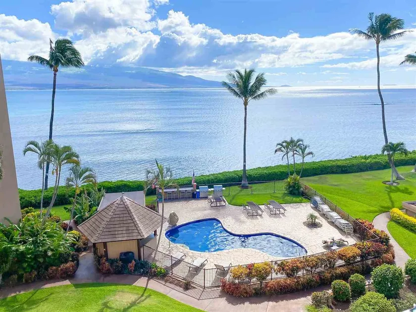Maalaea 5 Star Quality Oceanfront - Image 1