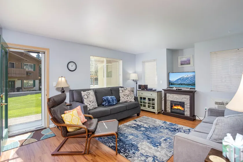 Alpine Escape (2 Bed / 2 Bath) - Image 1