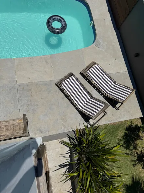 Francisco’s Home – 4 En-Suites, Swimming Pool, Near the Sea - Image 1
