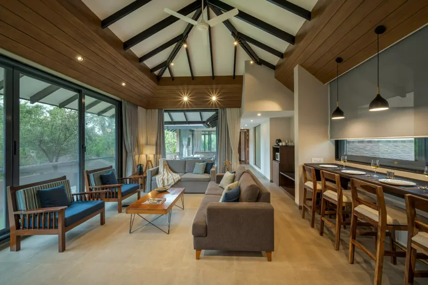 The Glass Grove Romantic Retreat in Panchgani - Image 1
