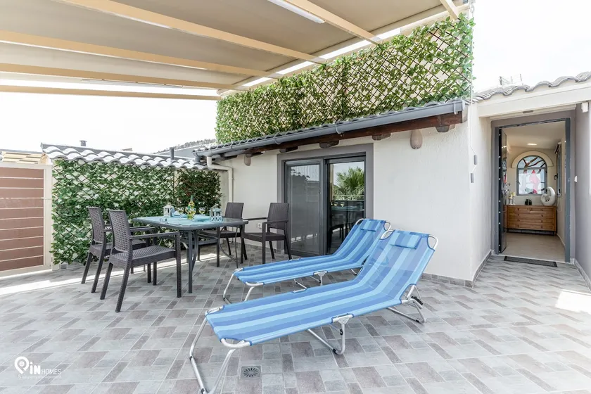Four 4Season - Beach Access & Amazing View Retreat in Nea Makri - Image 1