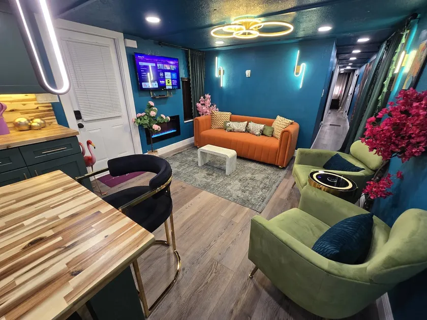 Vibrant Modular Home @Lk Fairview near Hospitals - Image 1