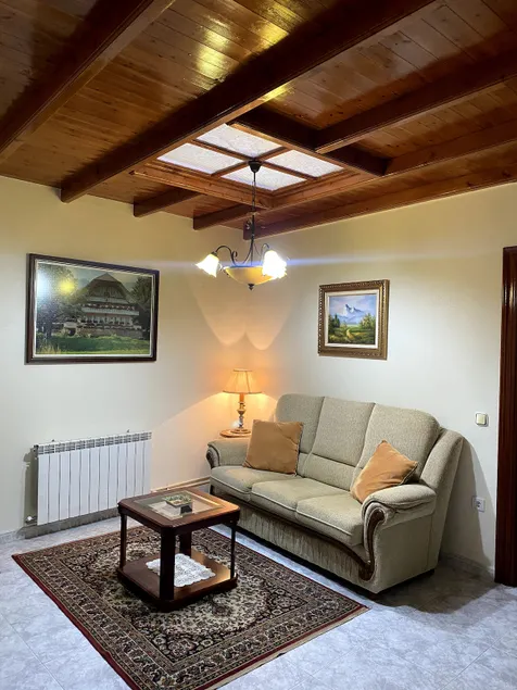 Family Rustic House in Fresno el Viejo - Image 1