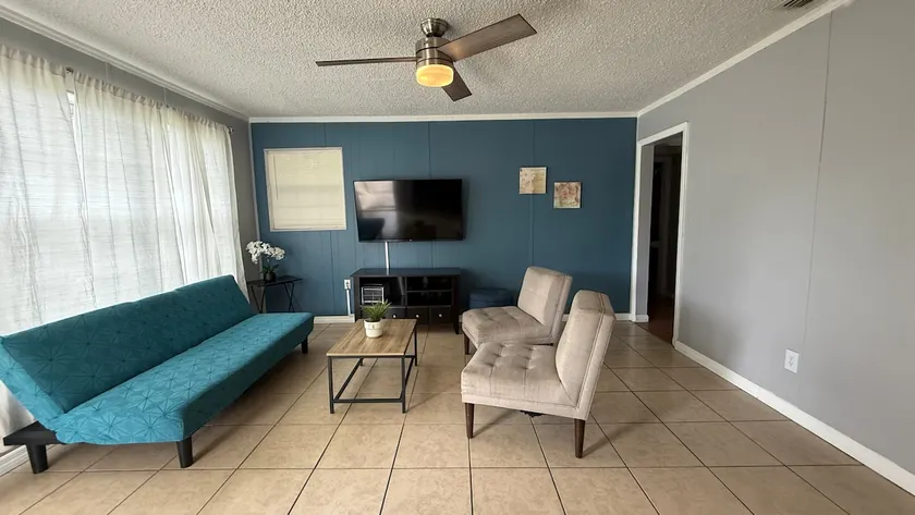 Central Jax Home Specious 4 Beds - Image 1