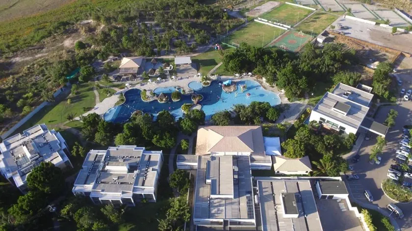 Iloa Flat resort Apt 202 bloco i - Image 1