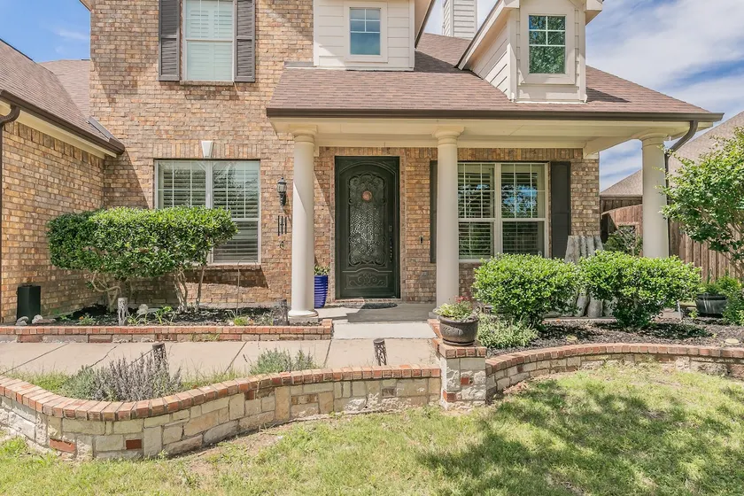North Dallas Retreat by Lake• Universal Kids • PGA - Image 1