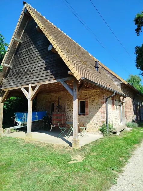 At the end of the barn - Image 1
