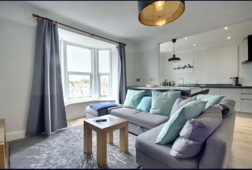 Lennox Lodge 2 - Image 1