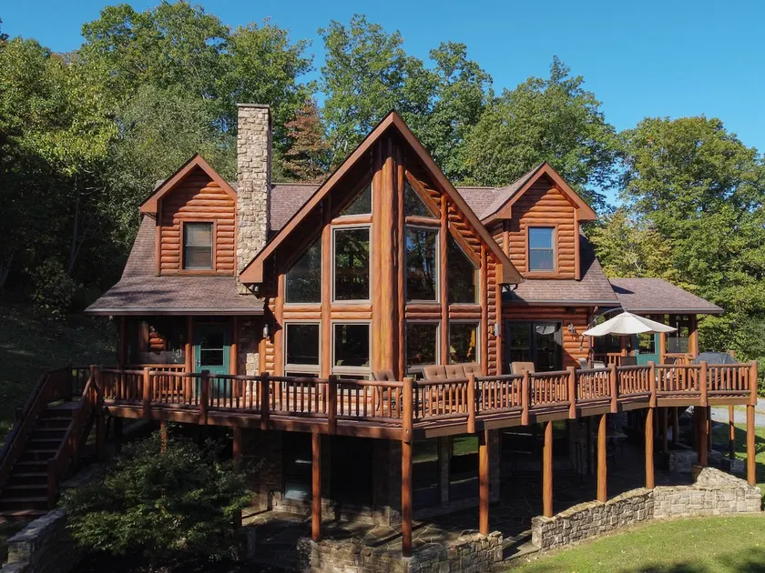 Secluded Luxury Mountain Home - Image 1