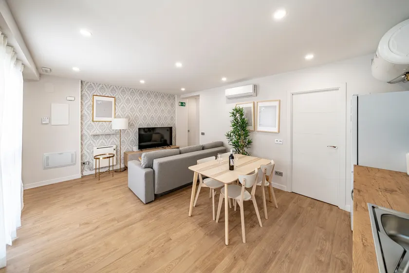 Brand new modern home in Madrid - Image 1