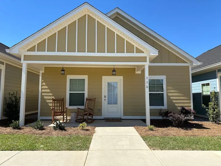 The Cottages 3-Pet Friendly-2BD/2BA - Image 1