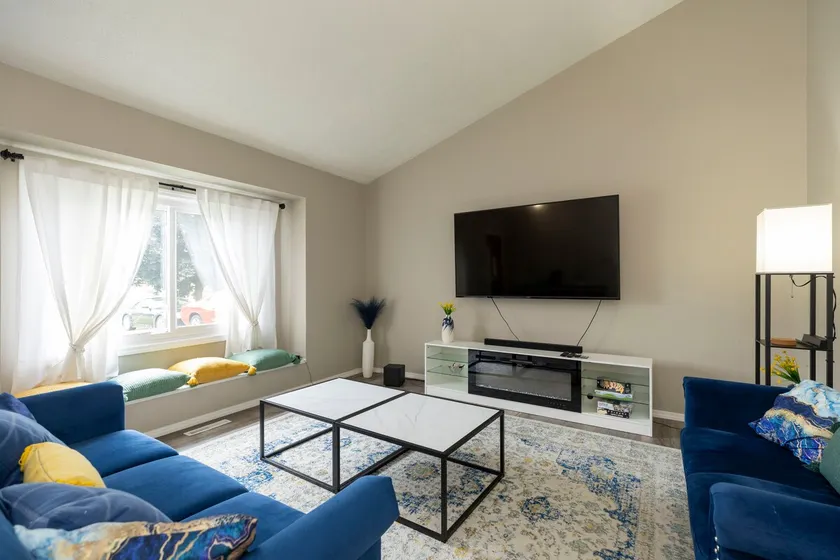 Irish Coffee House - Luxury Home 5 mins to ND - Image 1