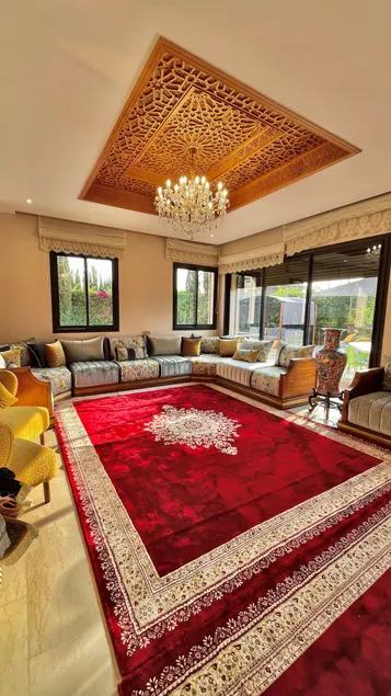 Beautiful villa with swimming pool 7 min to the city center - Image 1