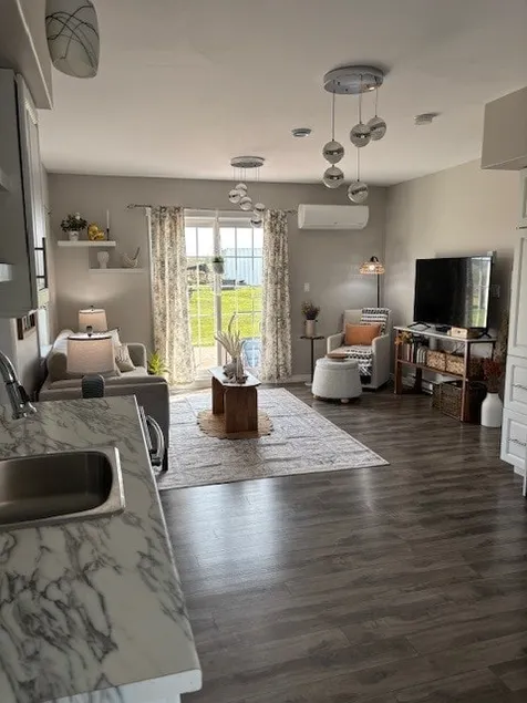 Escape Suite - Image 1