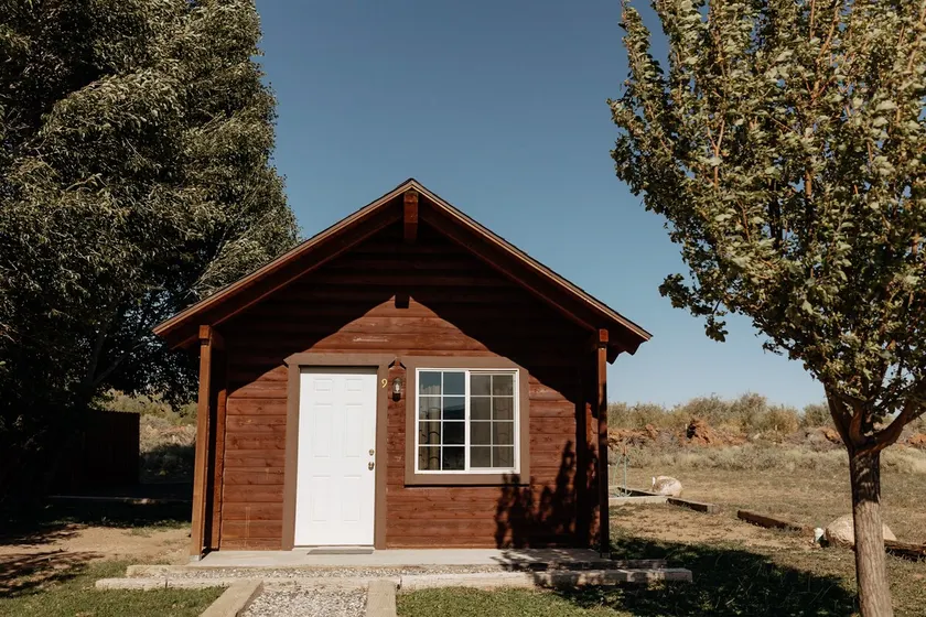 Deluxe Cabin #9 No pets - Image 1