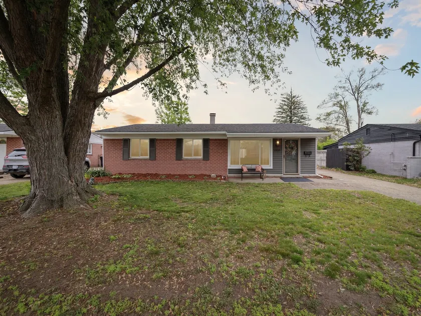 Family Friendly 4 Beds/Sleeps 6 - Image 1