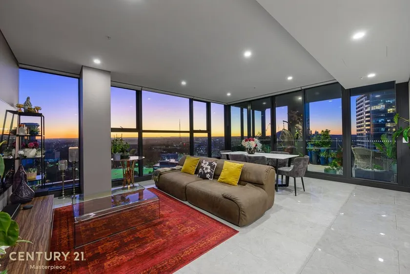 Premium 3Bed Luxury with Infinity Pool & Gym - Image 1