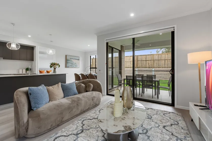 5BR Sleep 10 Family House | Patio Kitchen Garage - Image 1