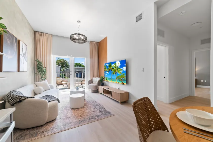 {Seashell} King Beds • Beach • Hard Rock Stadium - Image 1