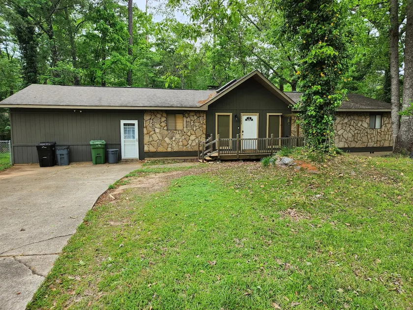 Sleeps 10, 5 Bedroom Home, w/Community Pool Access - Image 1