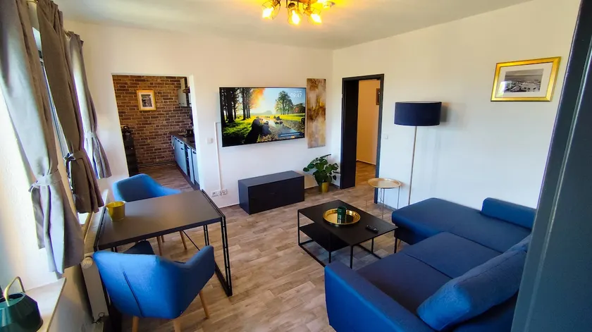Golden Hop Apartments - Image 1